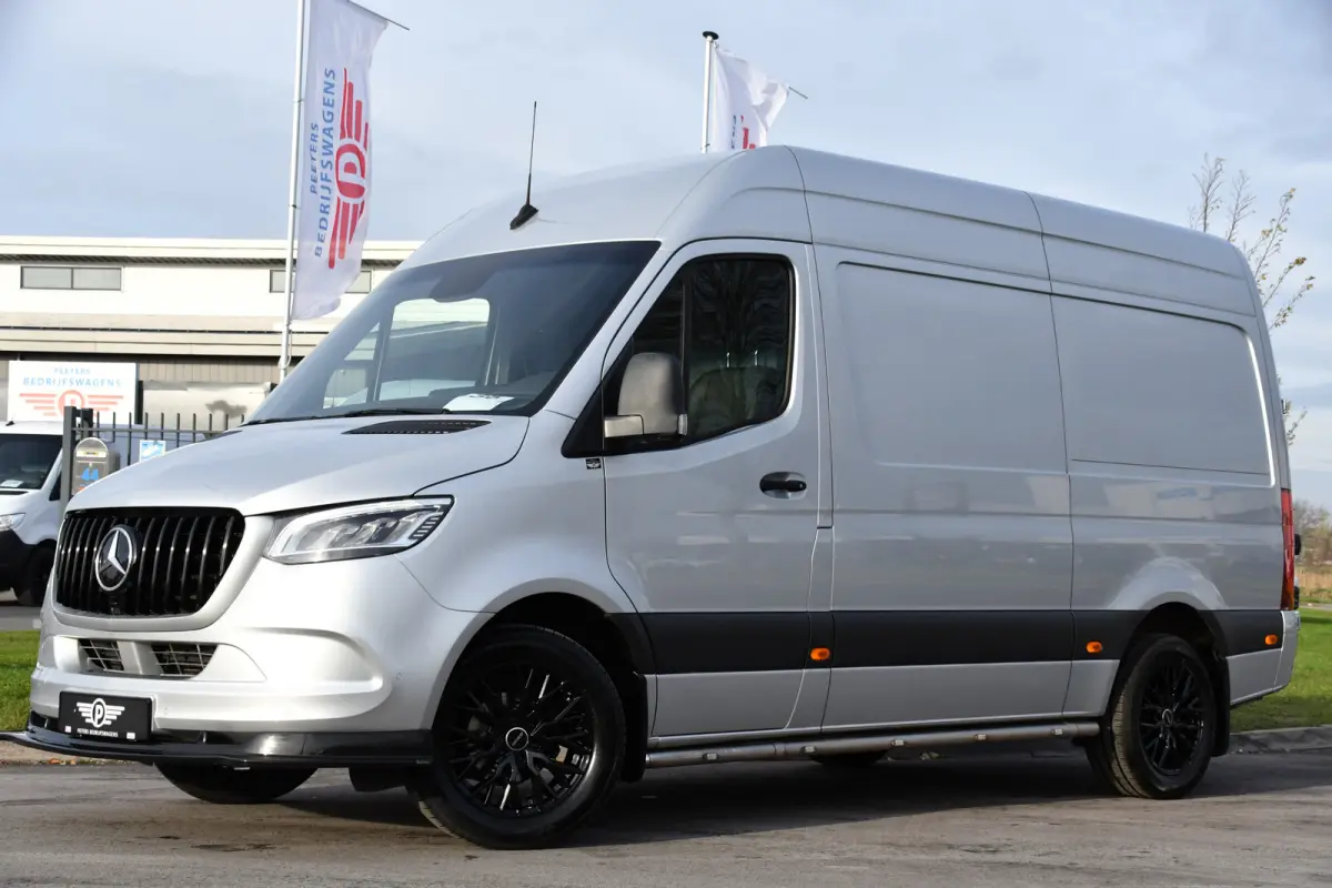 316 2.2 CDI L2H2 PB Edition Full Options! 360 Camera, Cruise, LED, Carplay, 10,5'' Mbux, Stoelverwarming, NAVI, Automaat, Uniek!