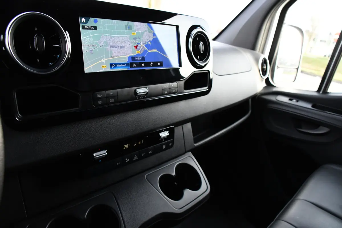 316 2.2 CDI L2H2 PB Edition Full Options! 360 Camera, Cruise, LED, Carplay, 10,5'' Mbux, Stoelverwarming, NAVI, Automaat, Uniek!