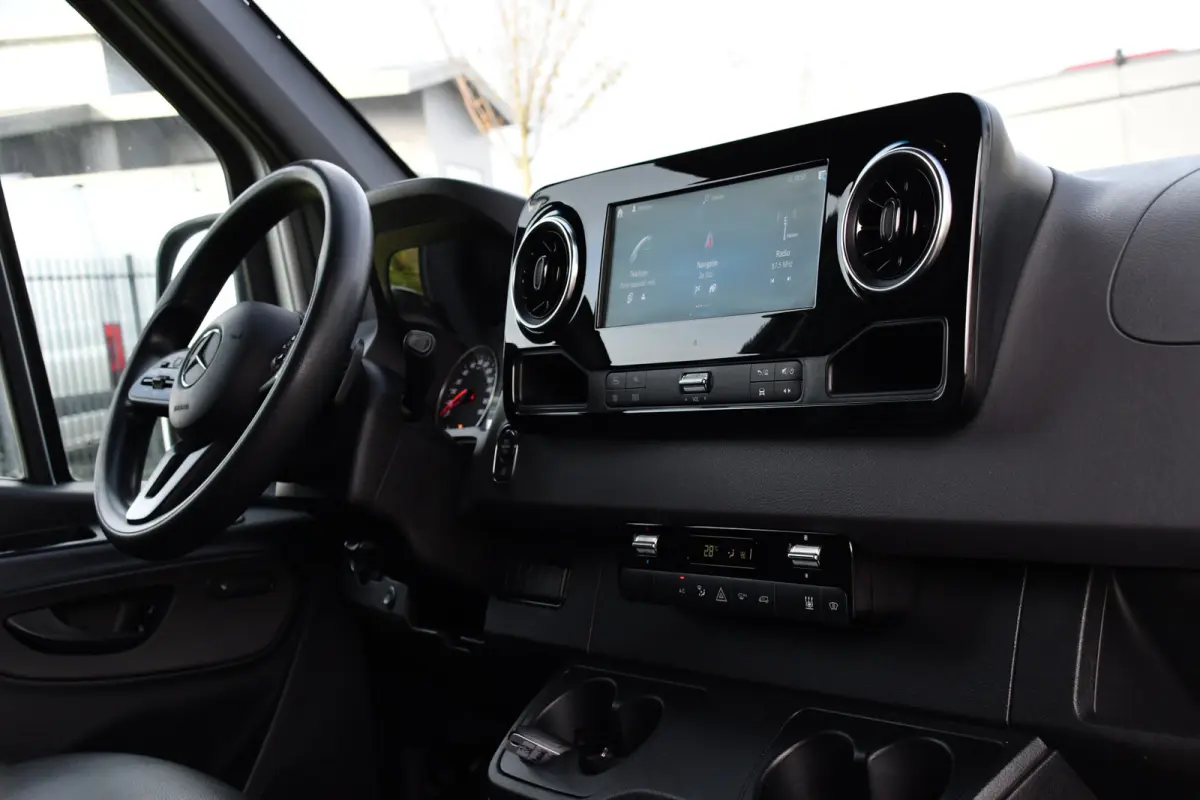 316 2.2 CDI L2H2 PB Edition Full Options! 360 Camera, Cruise, LED, Carplay, 10,5'' Mbux, Stoelverwarming, NAVI, Automaat, Uniek!