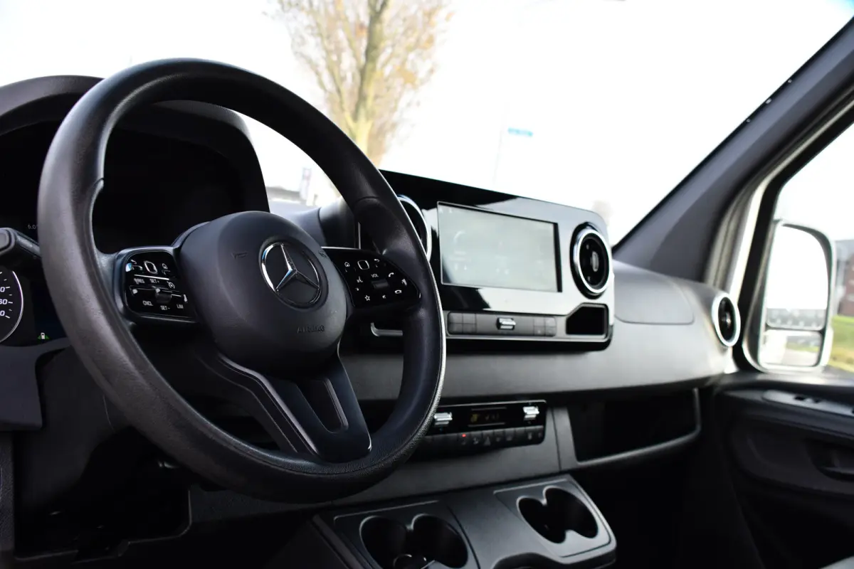 316 2.2 CDI L2H2 PB Edition Full Options! 360 Camera, Cruise, LED, Carplay, 10,5'' Mbux, Stoelverwarming, NAVI, Automaat, Uniek!
