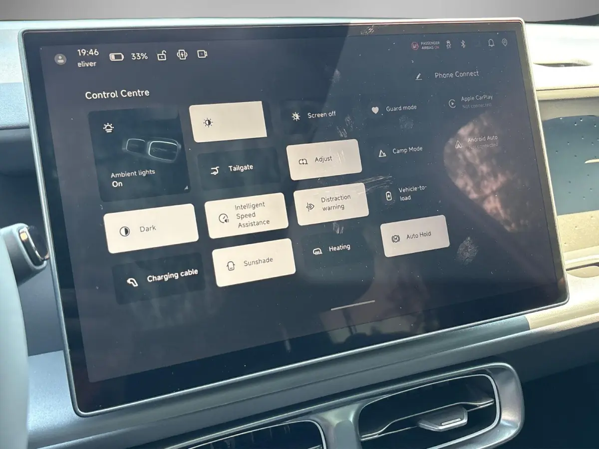 ProMax Design 67.1 kWh 218pk | DEMO | 480 km actieradius (WLTP) | Navigatie | Panorama dak | Elektrisch verstelbare stoelen | Stoel en stuurwielverwarming | 19" lichtmetalen velgen
