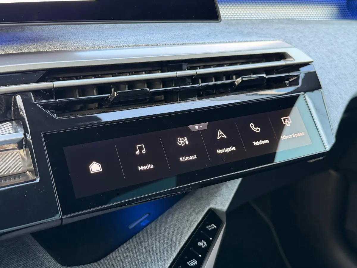 1.6 plug-in Hybrid 225 GT | DEMO DEAL | Schuifdak | Masasge | 360 Camera | Alcantara | Carplay | Memory | elektr. Klep | Matrix | Keyless | Stoel+Stuurverwarming | Adapt. Cruise