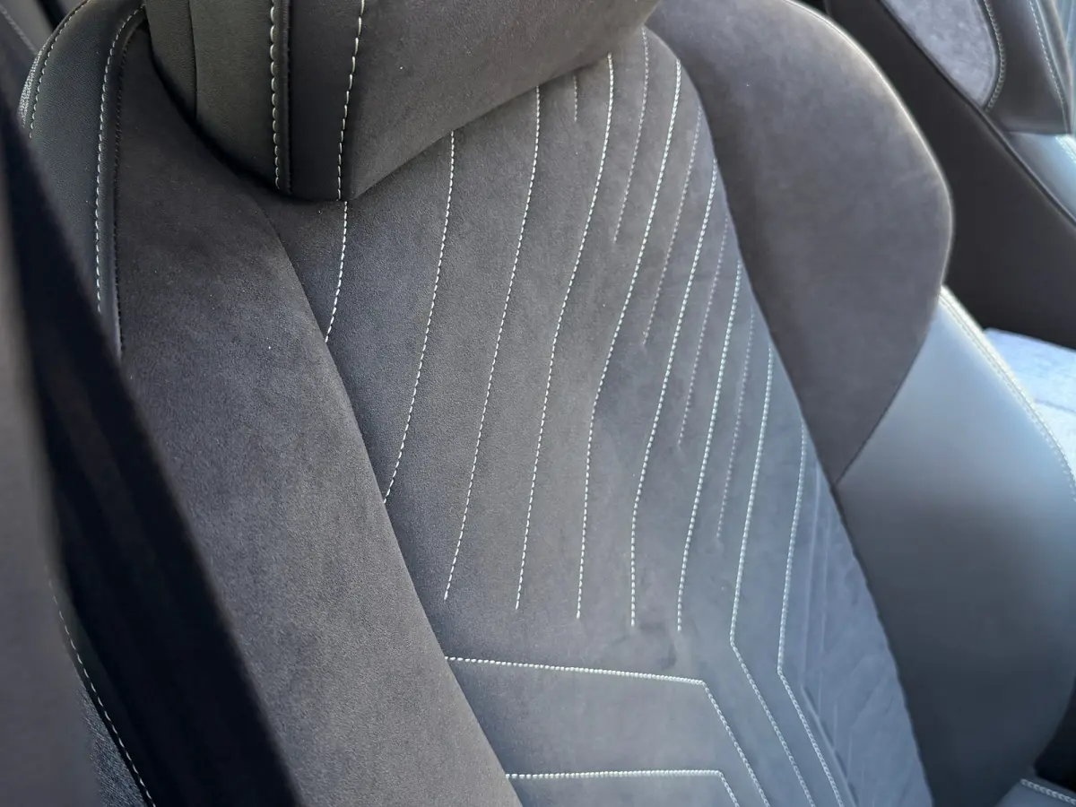 1.6 plug-in Hybrid 225 GT | DEMO DEAL | Schuifdak | Masasge | 360 Camera | Alcantara | Carplay | Memory | elektr. Klep | Matrix | Keyless | Stoel+Stuurverwarming | Adapt. Cruise
