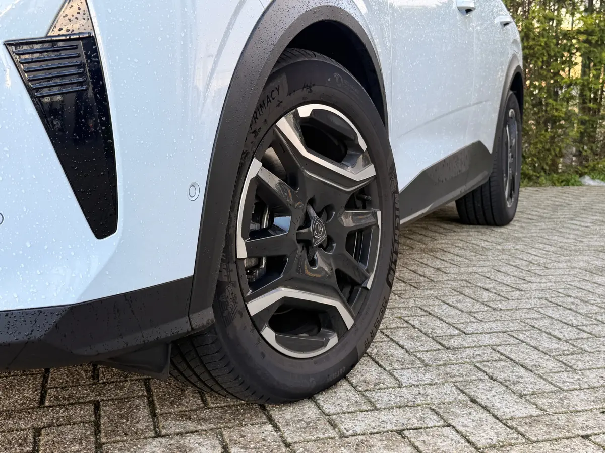 1.6 plug-in Hybrid 225 GT | DEMO DEAL | Schuifdak | Masasge | 360 Camera | Alcantara | Carplay | Memory | elektr. Klep | Matrix | Keyless | Stoel+Stuurverwarming | Adapt. Cruise