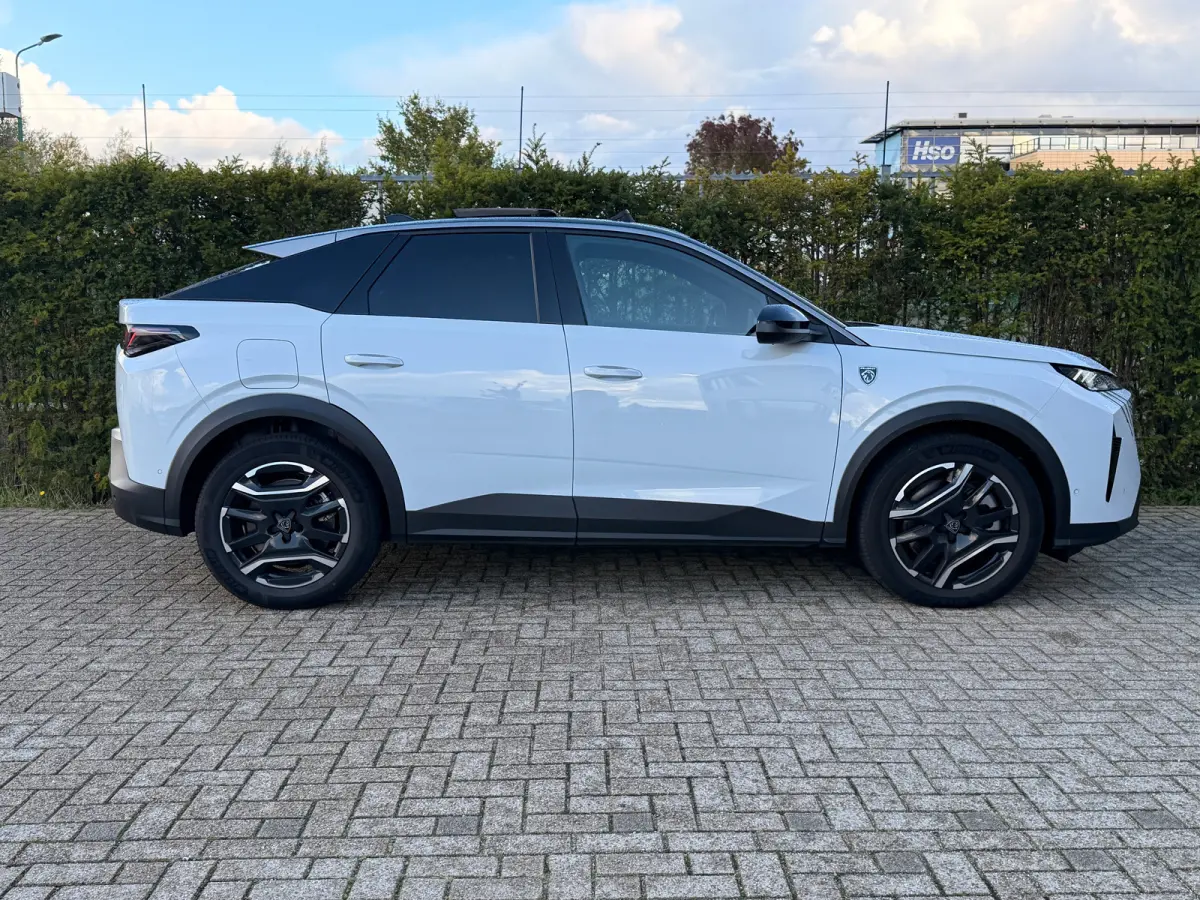1.6 plug-in Hybrid 225 GT | DEMO DEAL | Schuifdak | Masasge | 360 Camera | Alcantara | Carplay | Memory | elektr. Klep | Matrix | Keyless | Stoel+Stuurverwarming | Adapt. Cruise