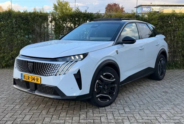 1.6 plug-in Hybrid 225 GT | DEMO DEAL | Schuifdak | Masasge | 360 Camera | Alcantara | Carplay | Memory | elektr. Klep | Matrix | Keyless | Stoel+Stuurverwarming | Adapt. Cruise