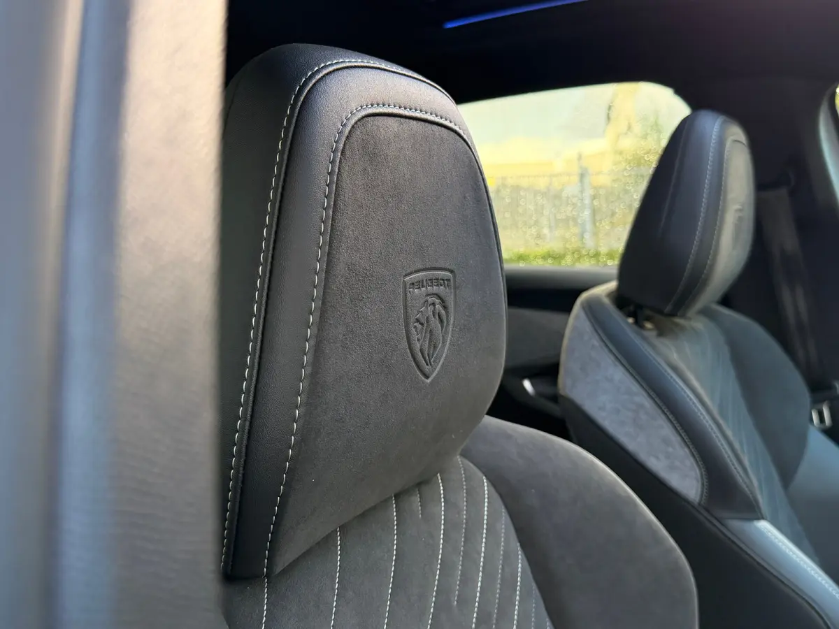 1.6 plug-in Hybrid 225 GT | DEMO DEAL | Schuifdak | Masasge | 360 Camera | Alcantara | Carplay | Memory | elektr. Klep | Matrix | Keyless | Stoel+Stuurverwarming | Adapt. Cruise