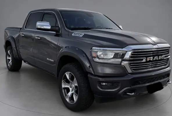 1500 5.7 V8 4x4 Crew Cab 5'7 Laramie Camera, Luchtvering, Carplay, LED, Leder, Stoelverwarmong, H&K, Stoelverkoeling, 3500kg Trekhaak, Uniek!