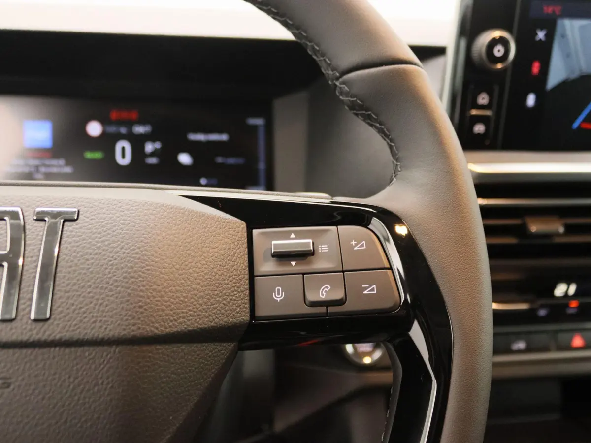 L3 75 kWh DEMOVOORDEEL | Camera | Cruise Control | Apple Carplay&Android Auto | Sensoren Achter | Betimmering | Automaat | 2+6 jaar garantie!