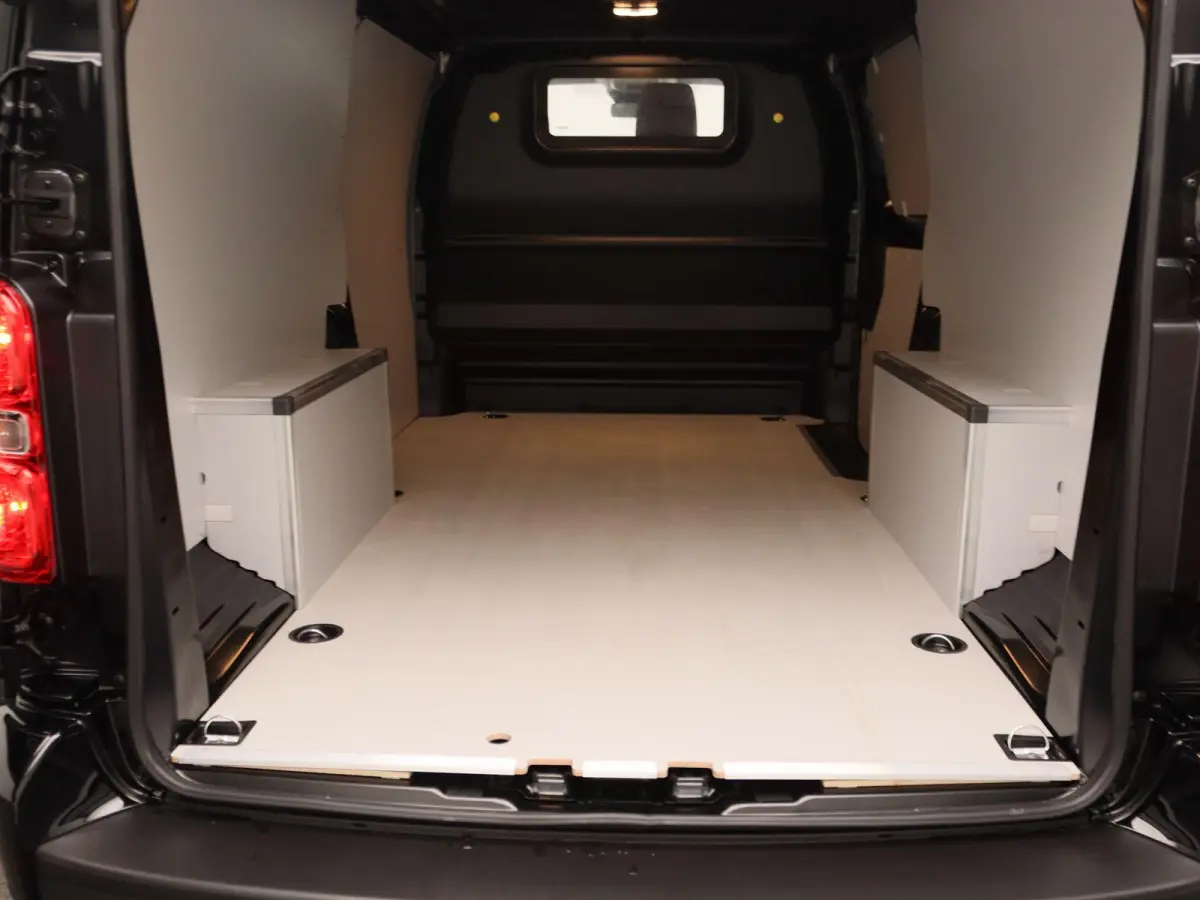 L3 75 kWh DEMOVOORDEEL | Camera | Cruise Control | Apple Carplay&Android Auto | Sensoren Achter | Betimmering | Automaat | 2+6 jaar garantie!