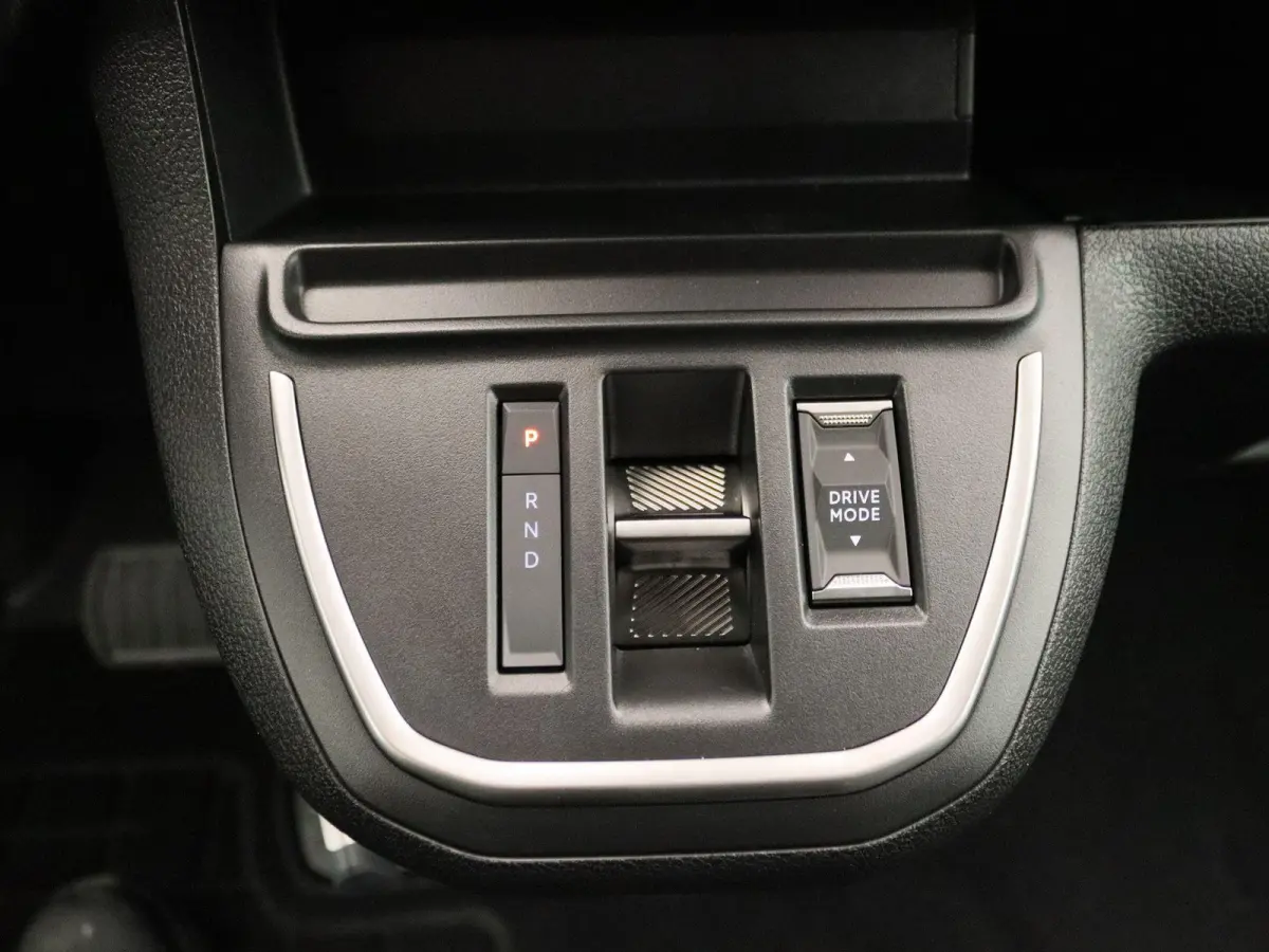 L3 75 kWh DEMOVOORDEEL | Camera | Cruise Control | Apple Carplay&Android Auto | Sensoren Achter | Betimmering | Automaat | 2+6 jaar garantie!