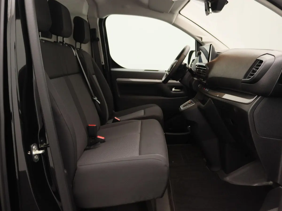 L3 75 kWh DEMOVOORDEEL | Camera | Cruise Control | Apple Carplay&Android Auto | Sensoren Achter | Betimmering | Automaat | 2+6 jaar garantie!