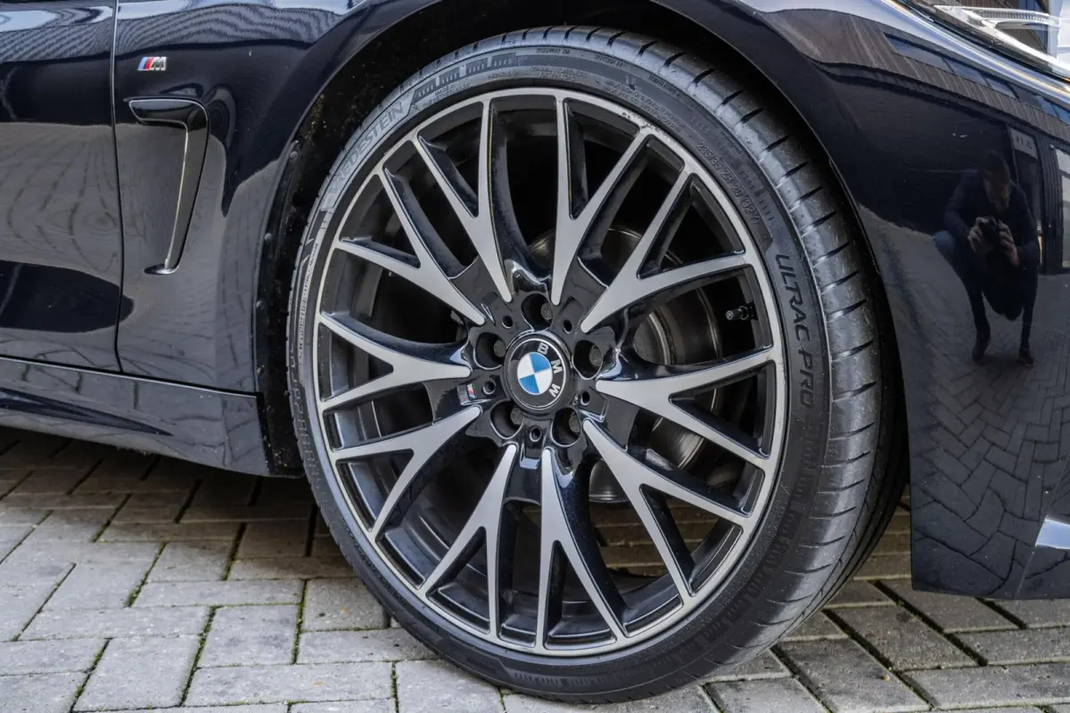 420i M-Sport | PANO | 20" | CARPLAY | LEER | VIRTUAL