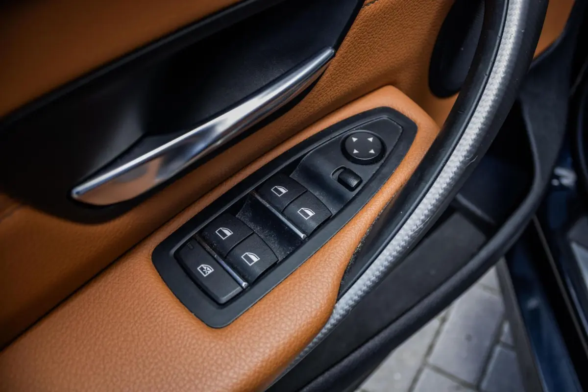 420i M-Sport | PANO | 20" | CARPLAY | LEER | VIRTUAL