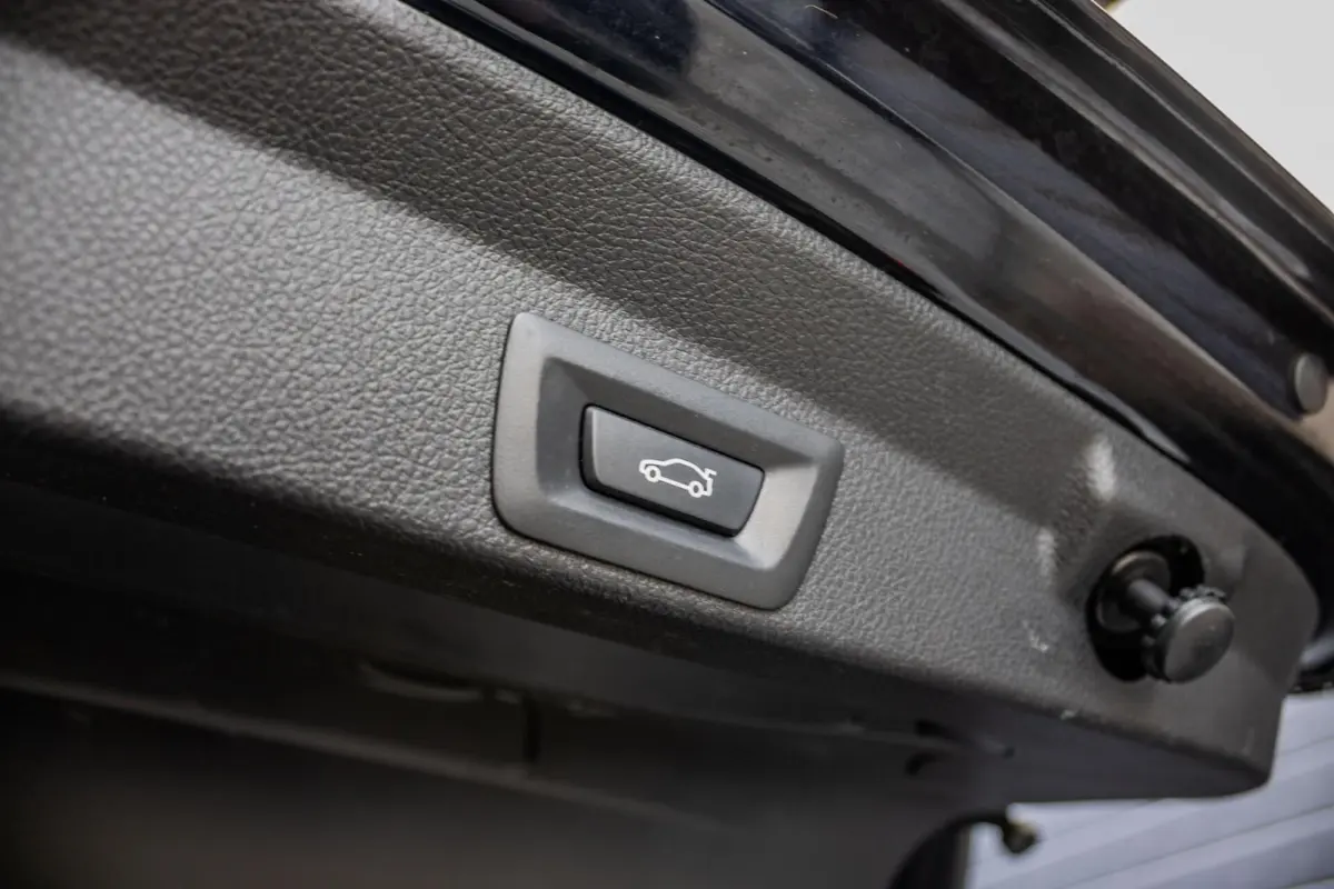420i M-Sport | PANO | 20" | CARPLAY | LEER | VIRTUAL