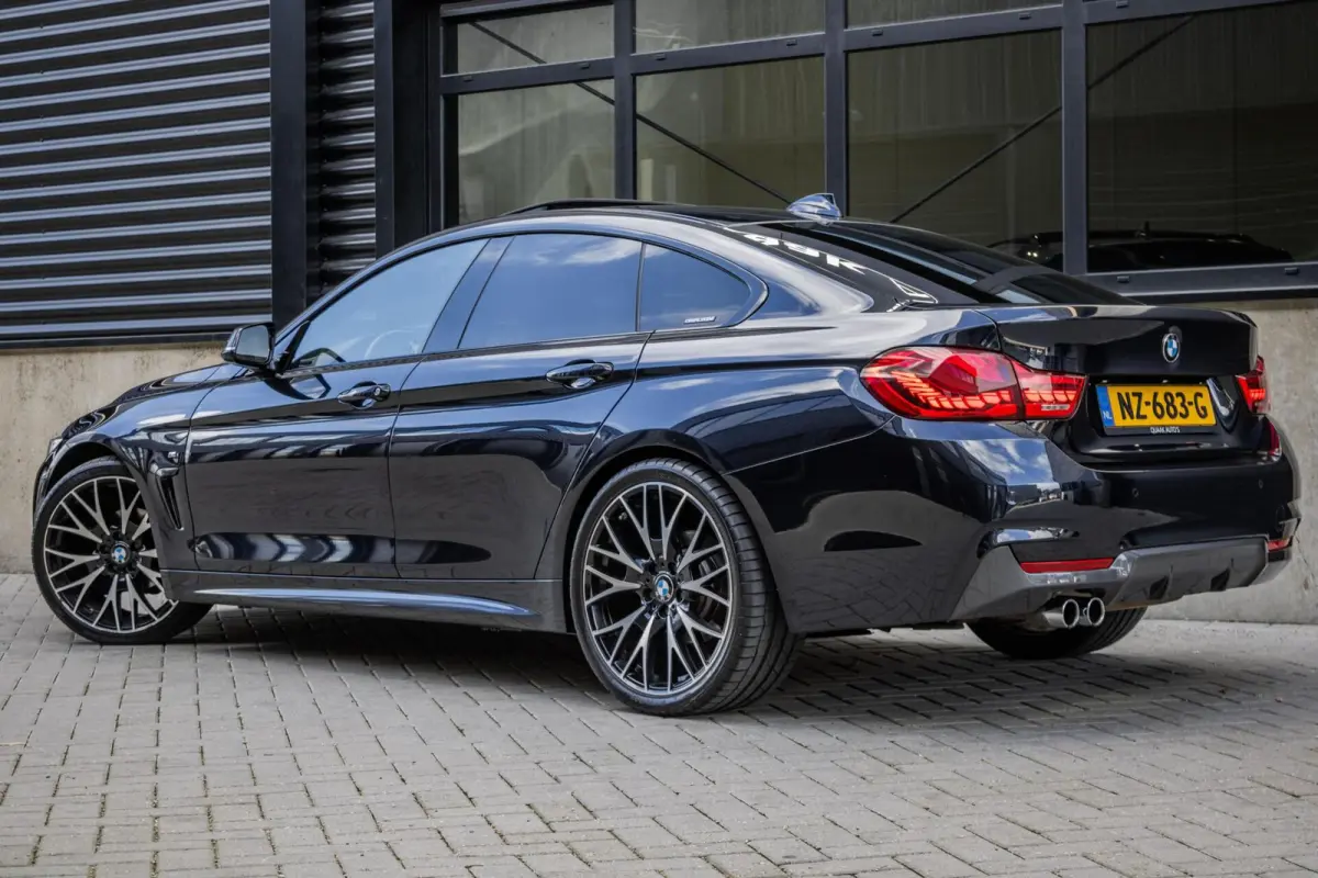 420i M-Sport | PANO | 20" | CARPLAY | LEER | VIRTUAL