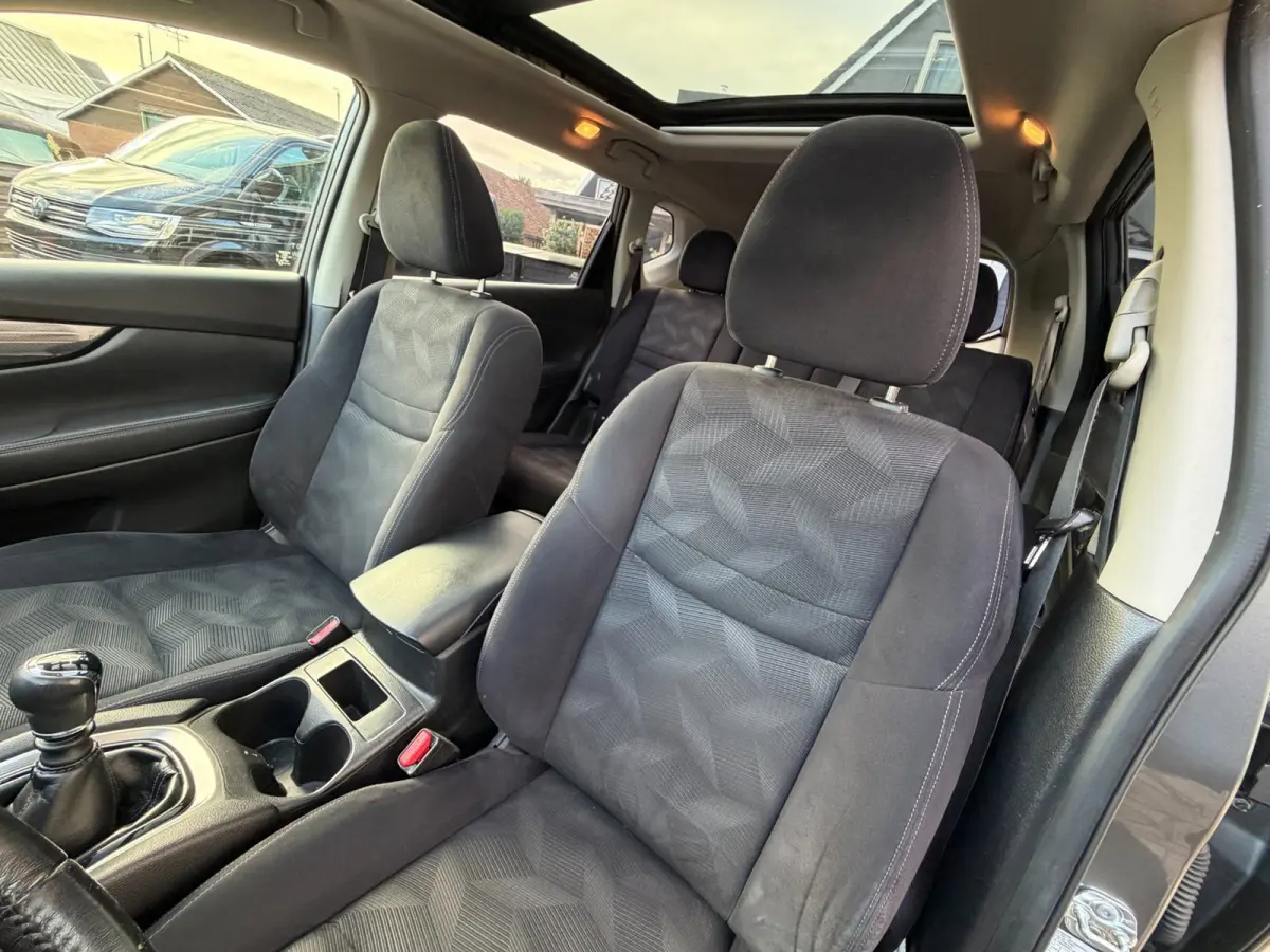 1.6 DIG-T N-Connecta / Pano / Top View / Keyless / Trekhaak / Zeer nette Auto ! .