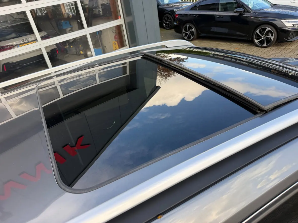 1.6 DIG-T N-Connecta / Pano / Top View / Keyless / Trekhaak / Zeer nette Auto ! .