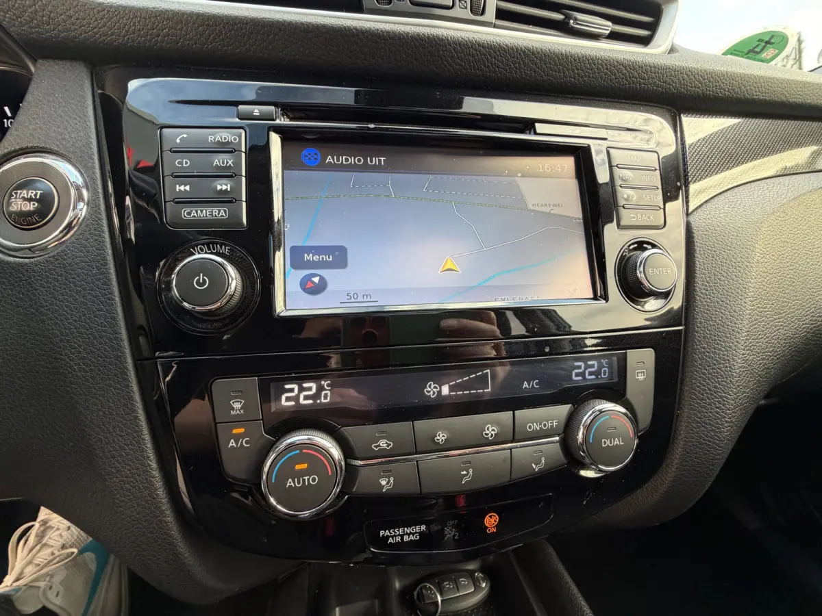 1.6 DIG-T N-Connecta / Pano / Top View / Keyless / Trekhaak / Zeer nette Auto ! .