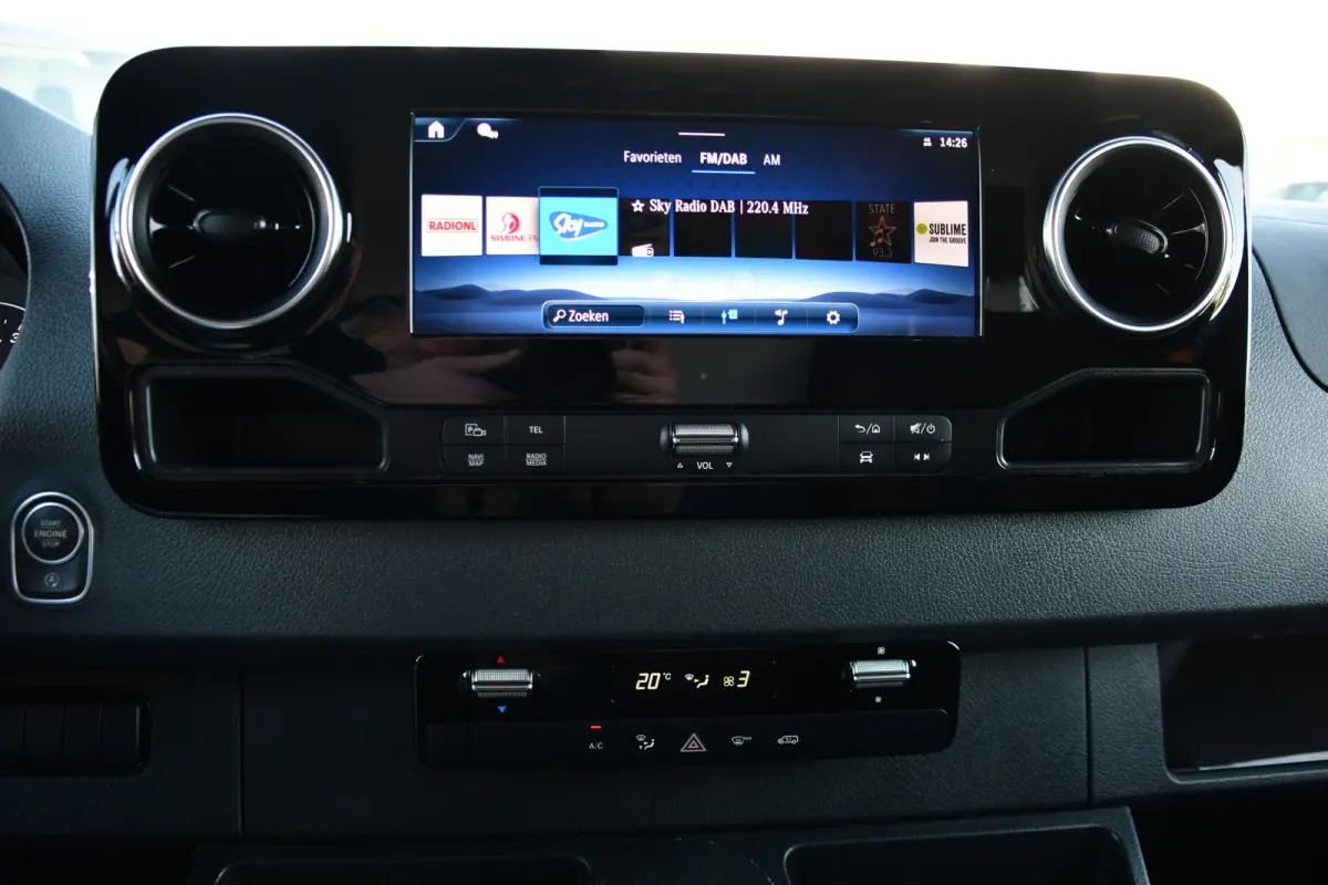 315 1.9 CDI RWD L2H2 PB Edition FACELIFT! Camera, Adaptieve Cruise, LED, 150pk, Automaat, 10,5'' Mbux, Sensoren, 3 Jaar Garantie, Uniek!