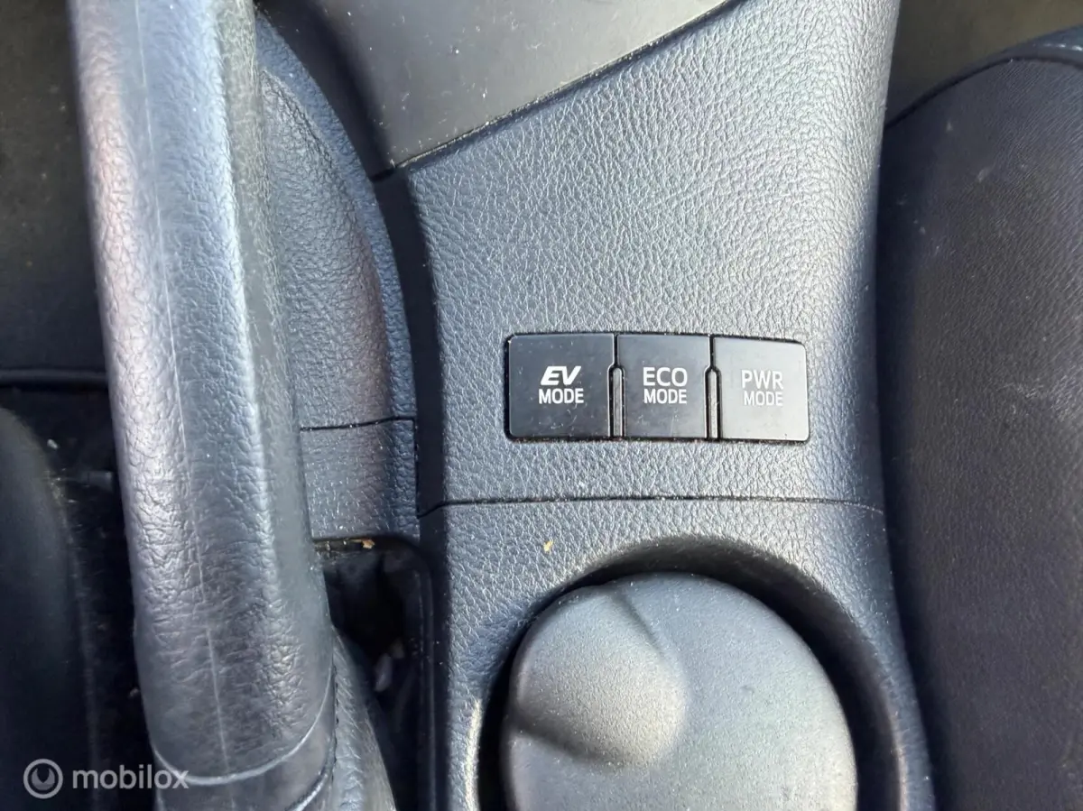1.8 Hybrid Executive Half Leder Nav Camera Trekh Nap