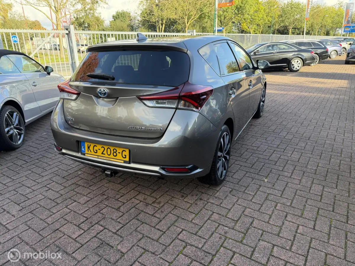 1.8 Hybrid Executive Half Leder Nav Camera Trekh Nap
