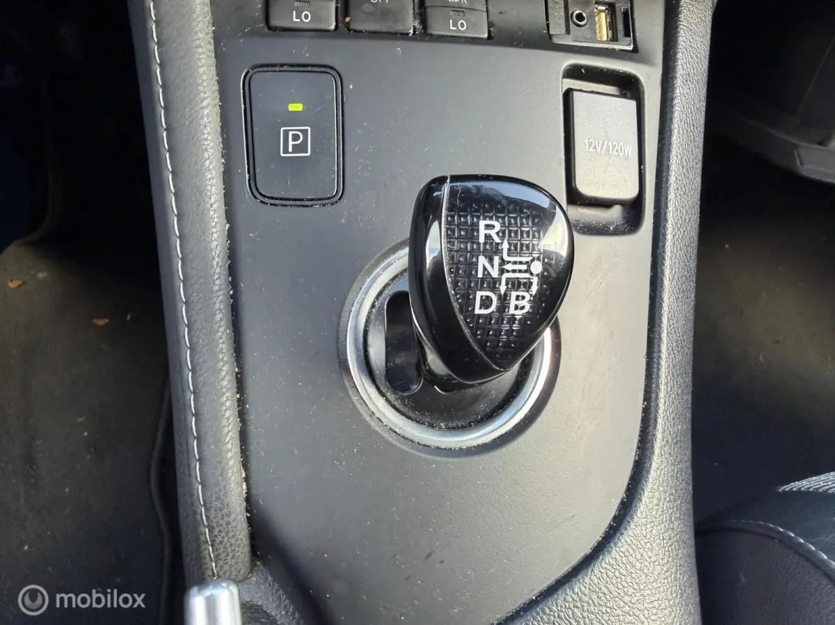 1.8 Hybrid Executive Half Leder Nav Camera Trekh Nap