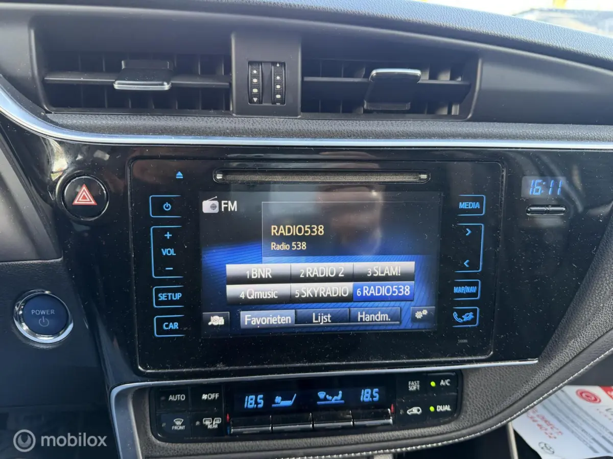 1.8 Hybrid Executive Half Leder Nav Camera Trekh Nap