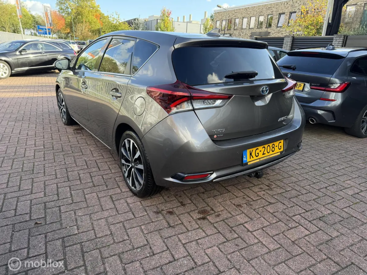 1.8 Hybrid Executive Half Leder Nav Camera Trekh Nap