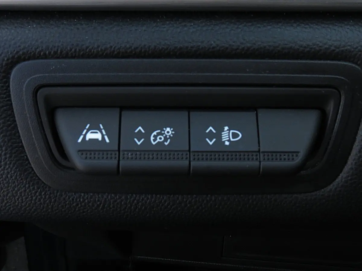 1.3 TCe 130 Intens Two-Tone AUTOMAAT | 1e EIGENAAR | CAMERA | CARPLAY | KEYLESS ENTRY | LED KOPLAMPEN | NAVI |