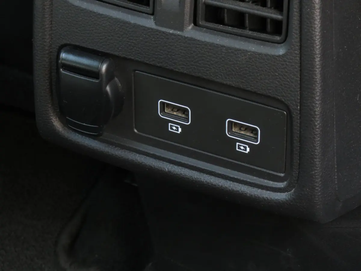 1.3 TCe 130 Intens Two-Tone AUTOMAAT | 1e EIGENAAR | CAMERA | CARPLAY | KEYLESS ENTRY | LED KOPLAMPEN | NAVI |