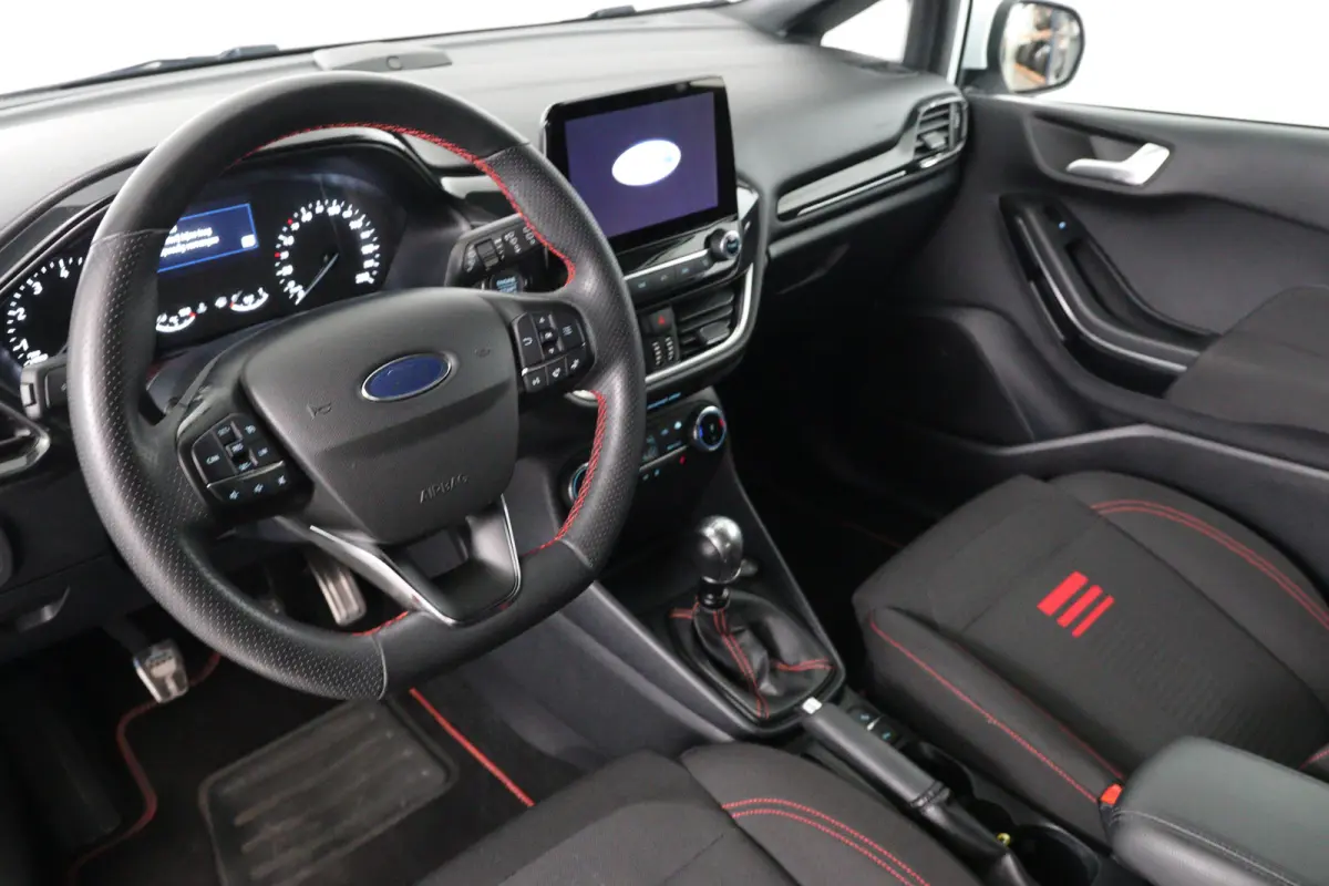 1.0 EcoBoost Hybrid ST-Line X | Dealer Onderhouden! | LED | Winterpack | B&O | Camera | Clima | Navi | Cruise | Parkeersensoren V+A | Keyless | DAB | Lichtmetalen Velgen