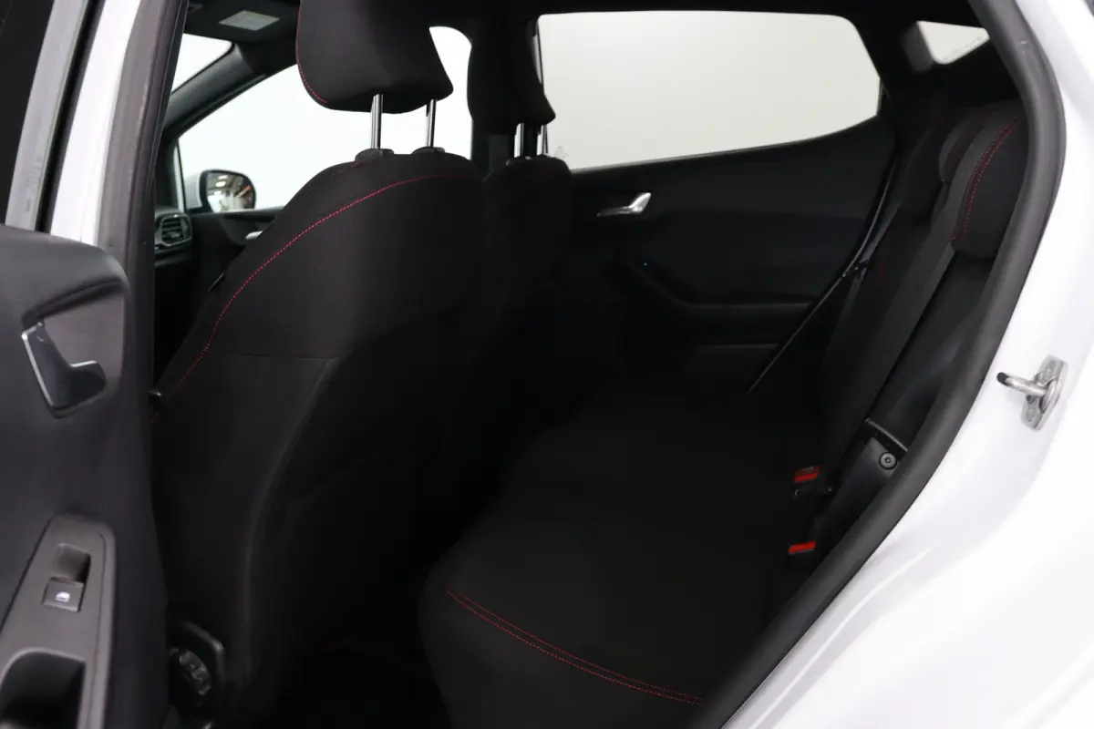 1.0 EcoBoost Hybrid ST-Line X | Dealer Onderhouden! | LED | Winterpack | B&O | Camera | Clima | Navi | Cruise | Parkeersensoren V+A | Keyless | DAB | Lichtmetalen Velgen