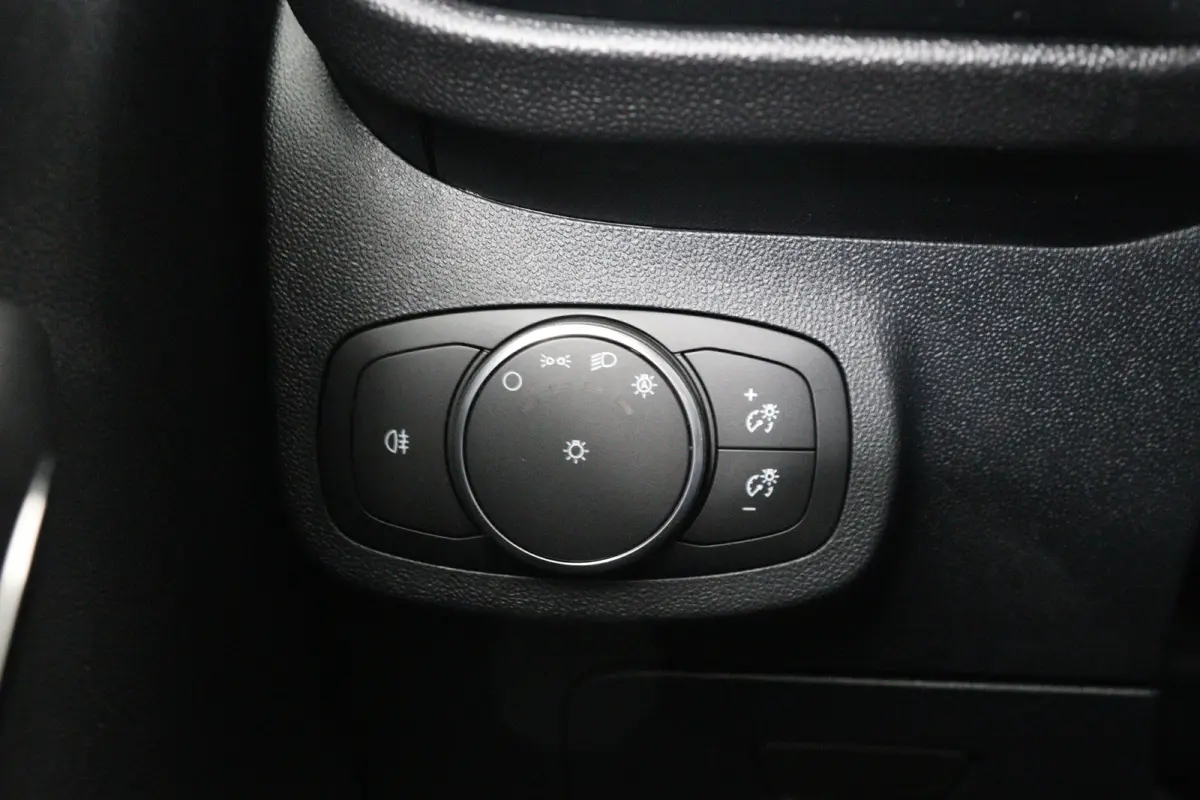 1.0 EcoBoost Hybrid ST-Line X | Dealer Onderhouden! | LED | Winterpack | B&O | Camera | Clima | Navi | Cruise | Parkeersensoren V+A | Keyless | DAB | Lichtmetalen Velgen