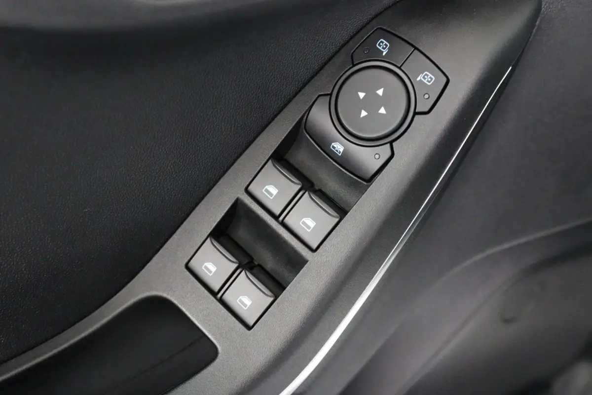 1.0 EcoBoost Hybrid ST-Line X | Dealer Onderhouden! | LED | Winterpack | B&O | Camera | Clima | Navi | Cruise | Parkeersensoren V+A | Keyless | DAB | Lichtmetalen Velgen