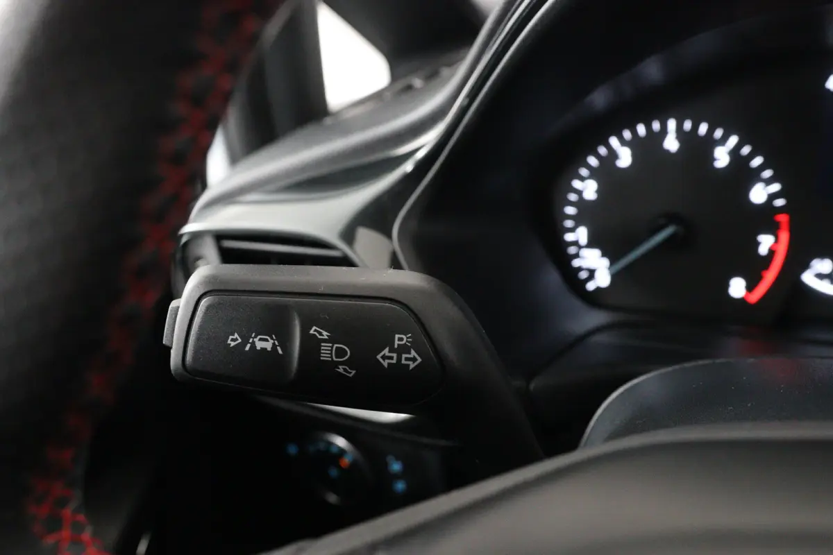 1.0 EcoBoost Hybrid ST-Line X | Dealer Onderhouden! | LED | Winterpack | B&O | Camera | Clima | Navi | Cruise | Parkeersensoren V+A | Keyless | DAB | Lichtmetalen Velgen