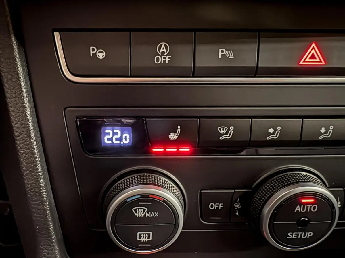 1.0 TSI Move|1e EIGENAAR|STOELVERWARMING|LEDER|KEYLESS|ADAPT. CRUISE