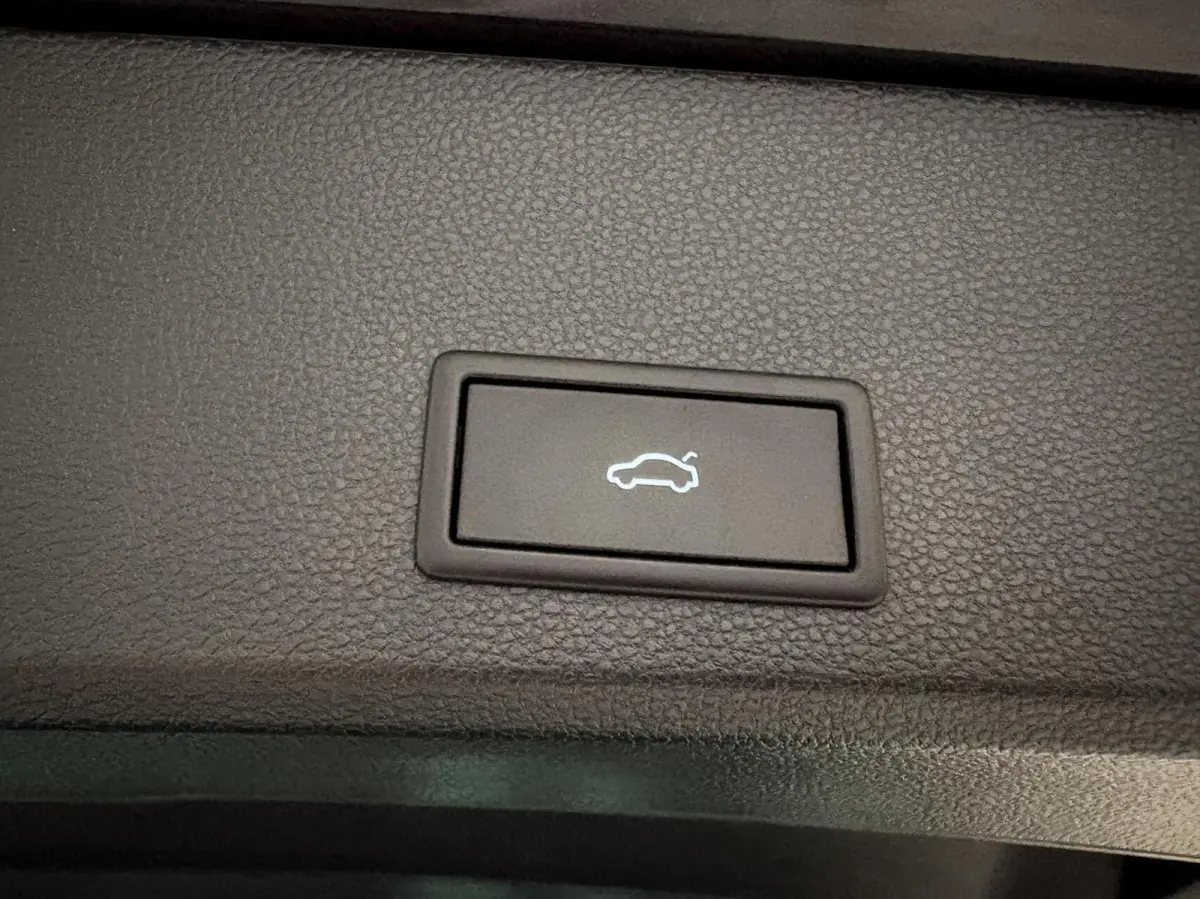 1.0 TSI Move|1e EIGENAAR|STOELVERWARMING|LEDER|KEYLESS|ADAPT. CRUISE