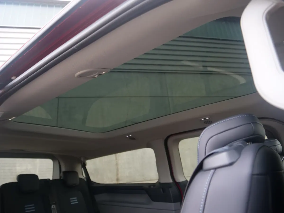 Tourneo 2.5 PHEV L2H1 Titanium | 8-persoons | Active | B&O sound | panorama..