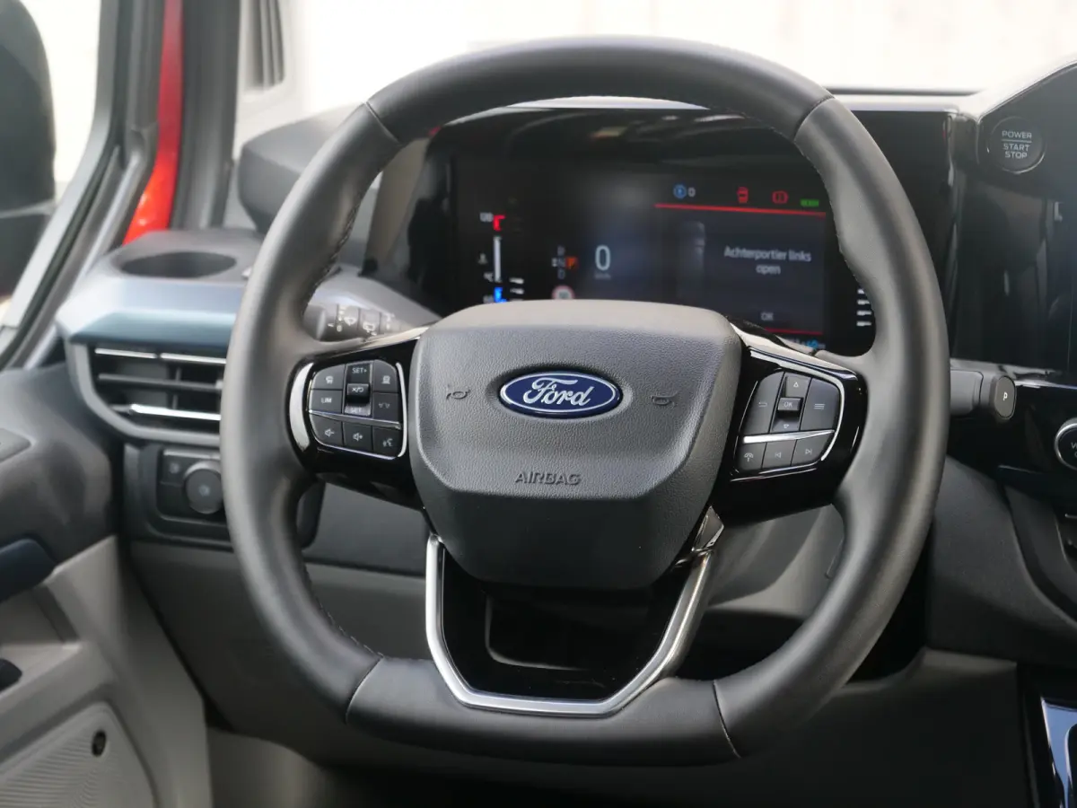 Tourneo 2.5 PHEV L2H1 Titanium | 8-persoons | Active | B&O sound | panorama..