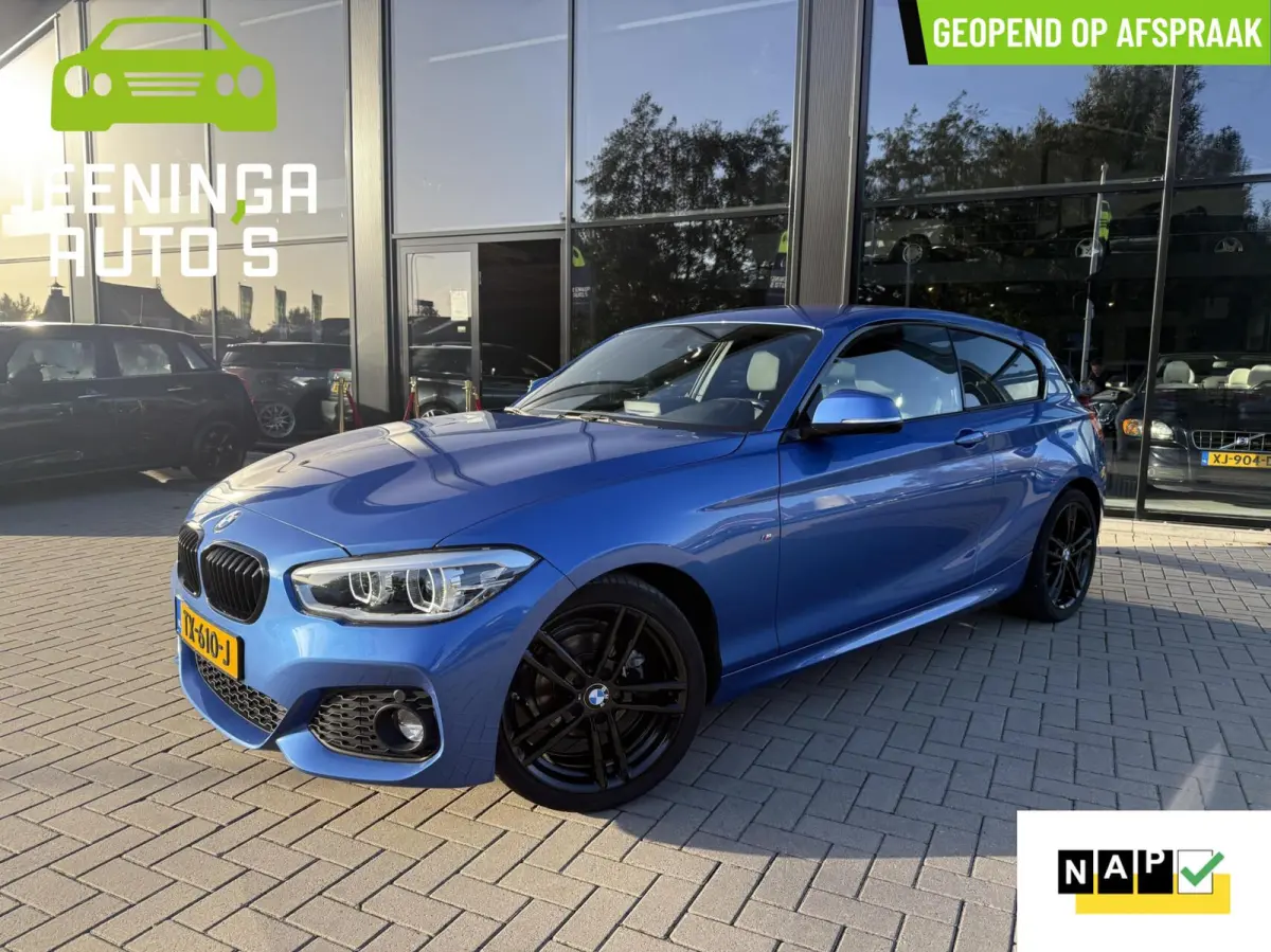 116i Executive|M-pakket|Leer|Navi|Stoelverwarming