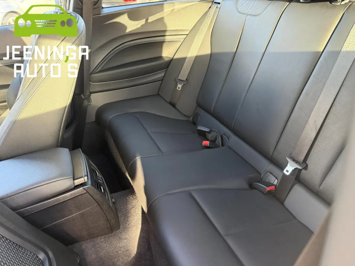 116i Executive|M-pakket|Leer|Navi|Stoelverwarming