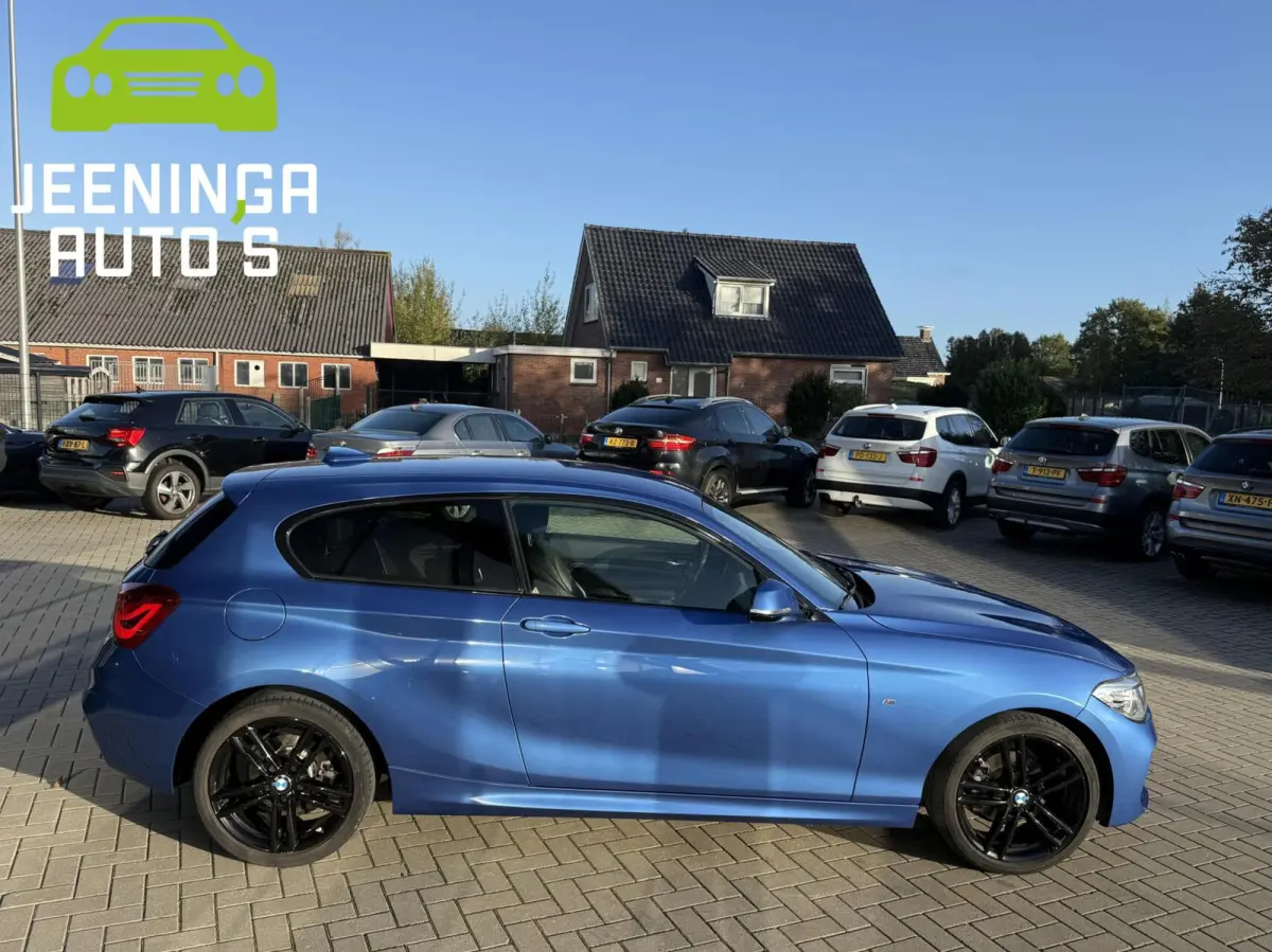 116i Executive|M-pakket|Leer|Navi|Stoelverwarming