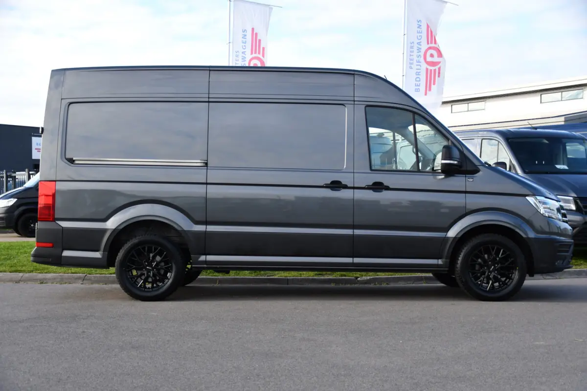 35 2.0 TDI L3H3 PB Edition Camera, Cruise, Carplay, Stoelverwarming, 177pk, LED, Geveerde Stoel, Voorruit verwarming, Massage Stoel, Uniek!