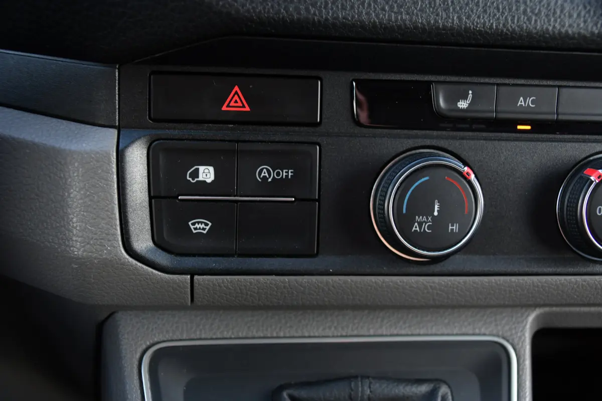 35 2.0 TDI L3H3 PB Edition Camera, Cruise, Carplay, Stoelverwarming, 177pk, LED, Geveerde Stoel, Voorruit verwarming, Massage Stoel, Uniek!