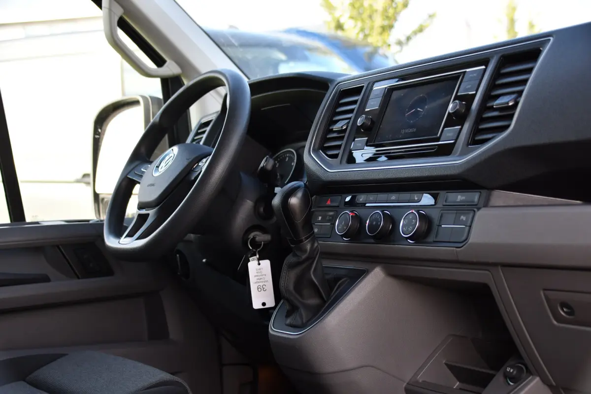 35 2.0 TDI L3H3 PB Edition Camera, Cruise, Carplay, Stoelverwarming, 177pk, LED, Geveerde Stoel, Voorruit verwarming, Massage Stoel, Uniek!