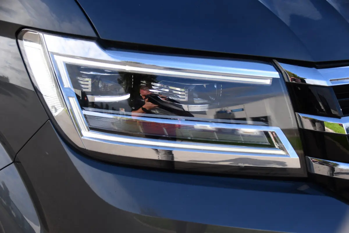 35 2.0 TDI L3H3 PB Edition Camera, Cruise, Carplay, Stoelverwarming, 177pk, LED, Geveerde Stoel, Voorruit verwarming, Massage Stoel, Uniek!