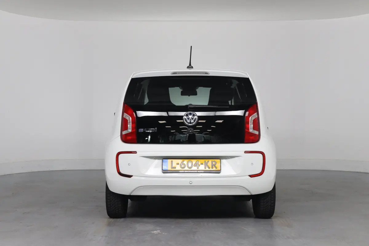 e-Up | SOH 90% | Carplay | Stoelverwarming | Clima | Parkeersensoren | Lichtmetalen Velgen | Cruise Control