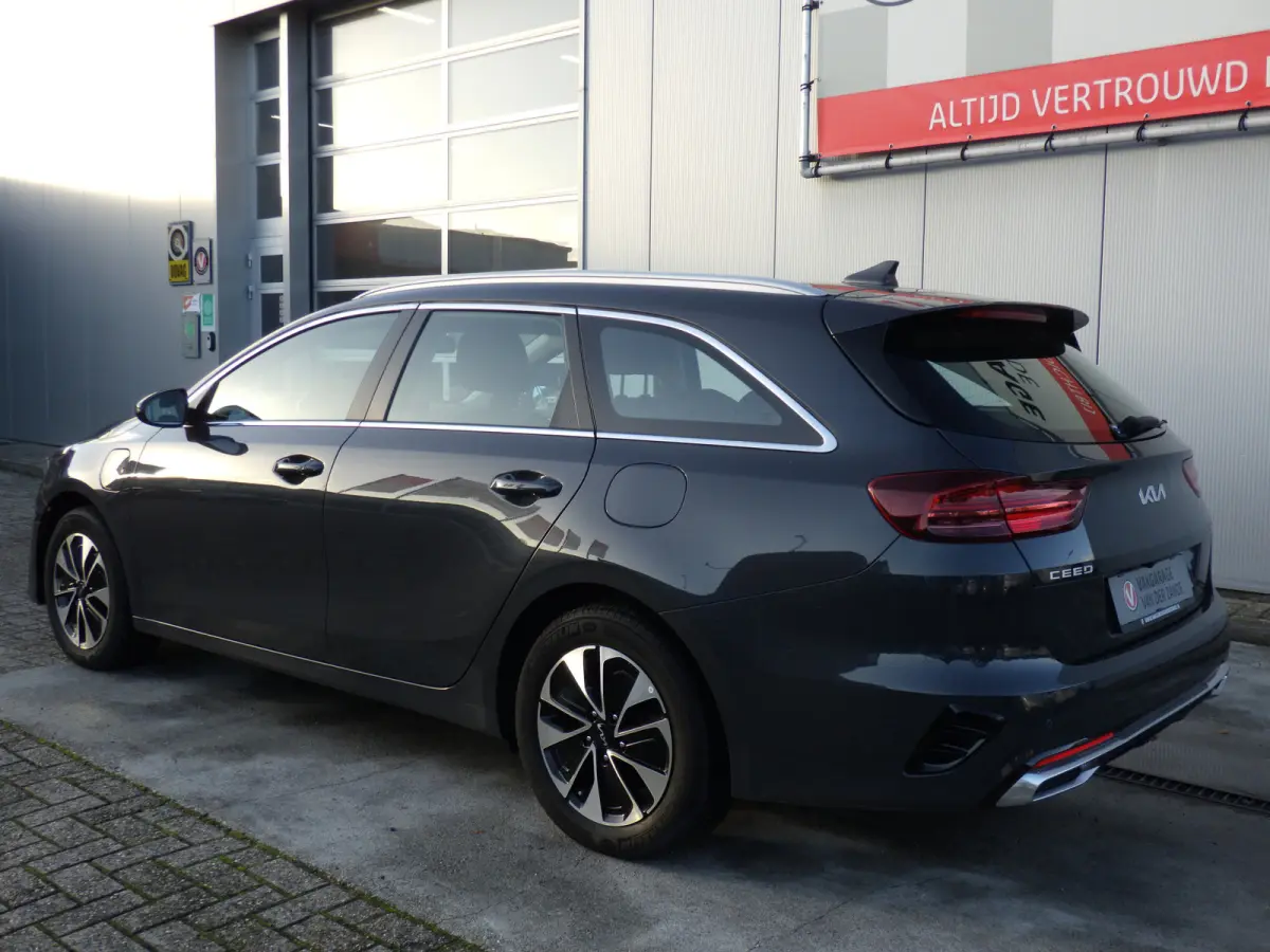 1.6 GDI Plug-In PHEV DynamicLine, Camera, Cruise, Facelift!