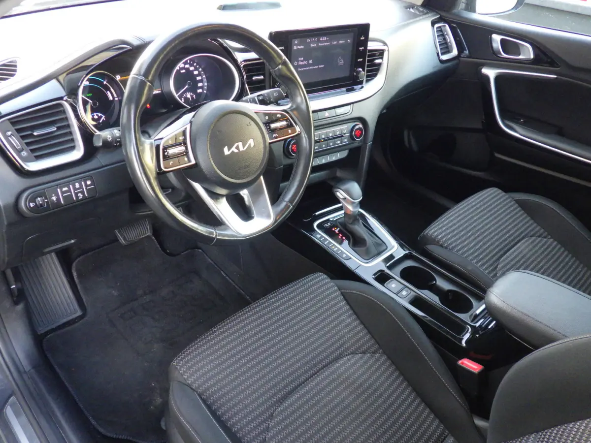 1.6 GDI Plug-In PHEV DynamicLine, Camera, Cruise, Facelift!